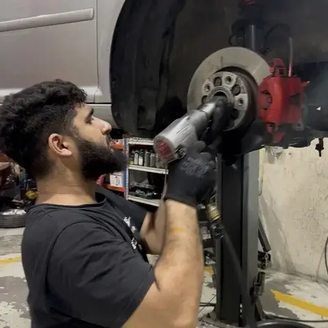 Expert Auto Mechanic Workshop - iTyreCare