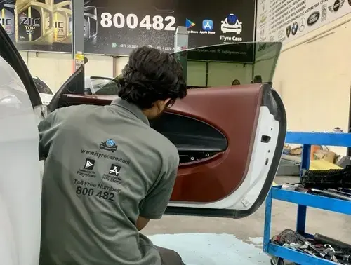 Car Power Window Repair Dubai - iTyreCare